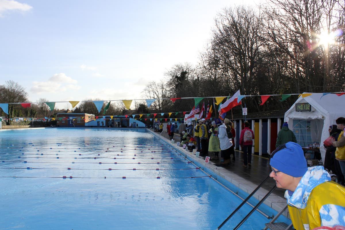 London Tooting Bec Cold Water Swimming Championships 2017 • Strel ...