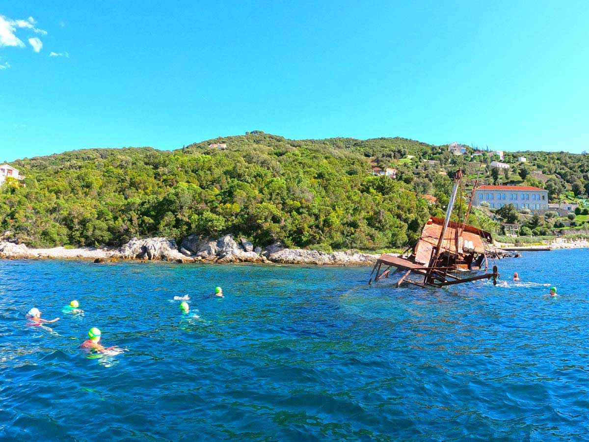 Montenegro-Swimming-In-Rose