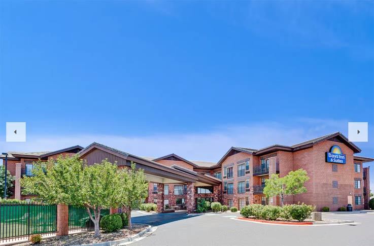 Clarion-Inn-Page-Arizona-Front-View